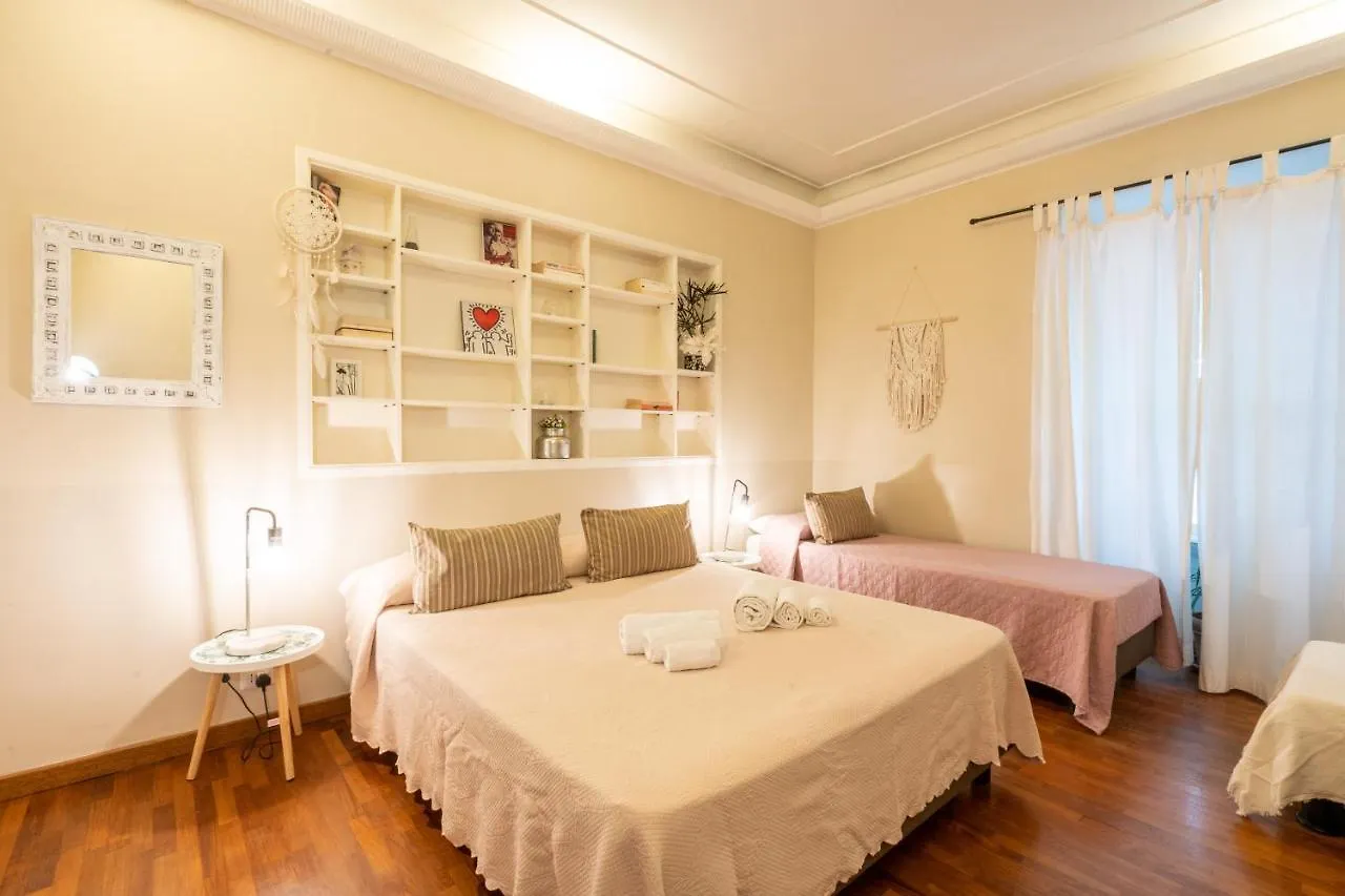 Roma Antica Dalla Finestra Appartamento Colosseo Ohana 罗马